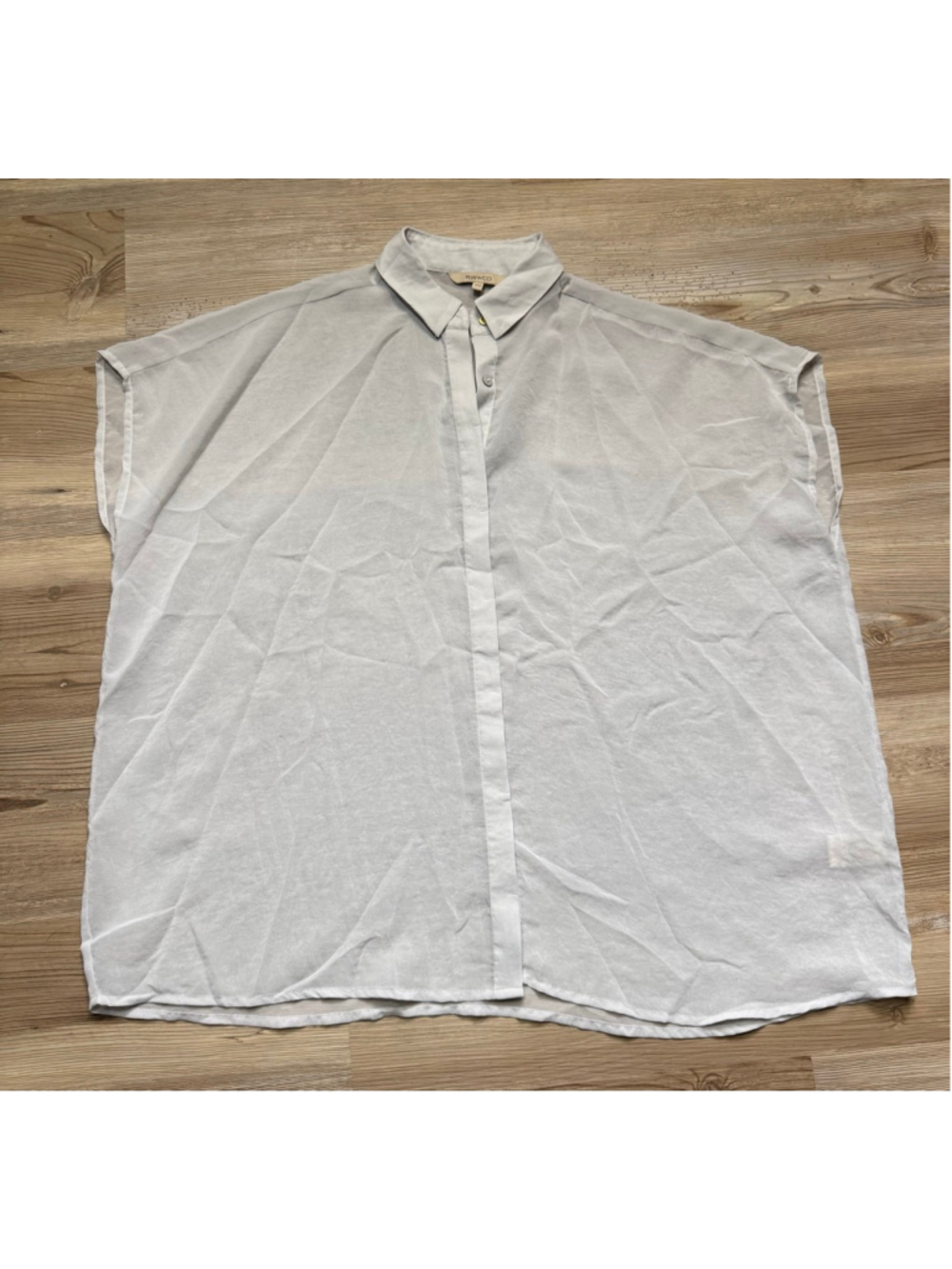 Women's RW&CO. Light Gray Button Down Shirt XS